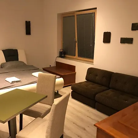 住宿加早餐酒店 M M Luxury 卢布尔雅那